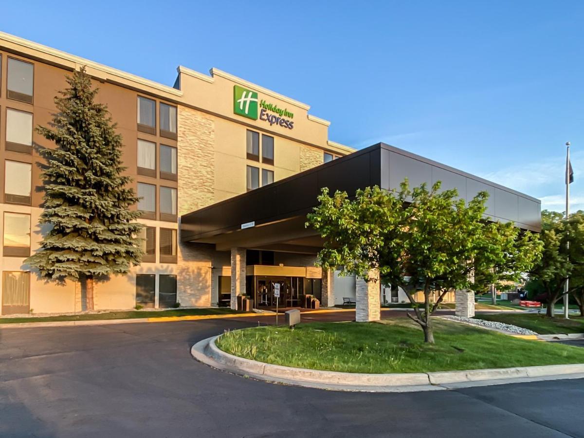 Holiday Inn Express Flint-Campus Area By Ihg Kültér fotó