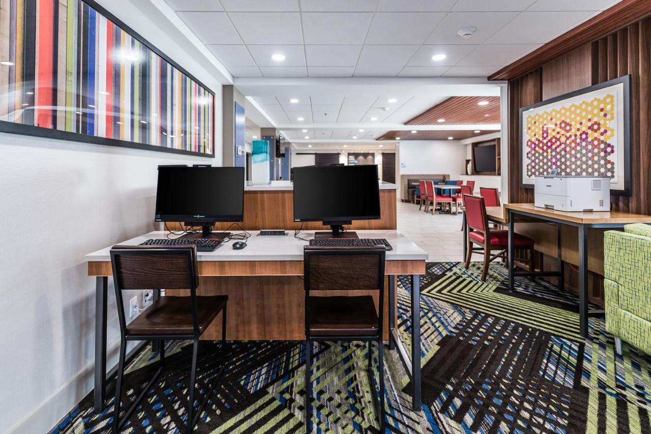 Holiday Inn Express Flint-Campus Area By Ihg Kültér fotó