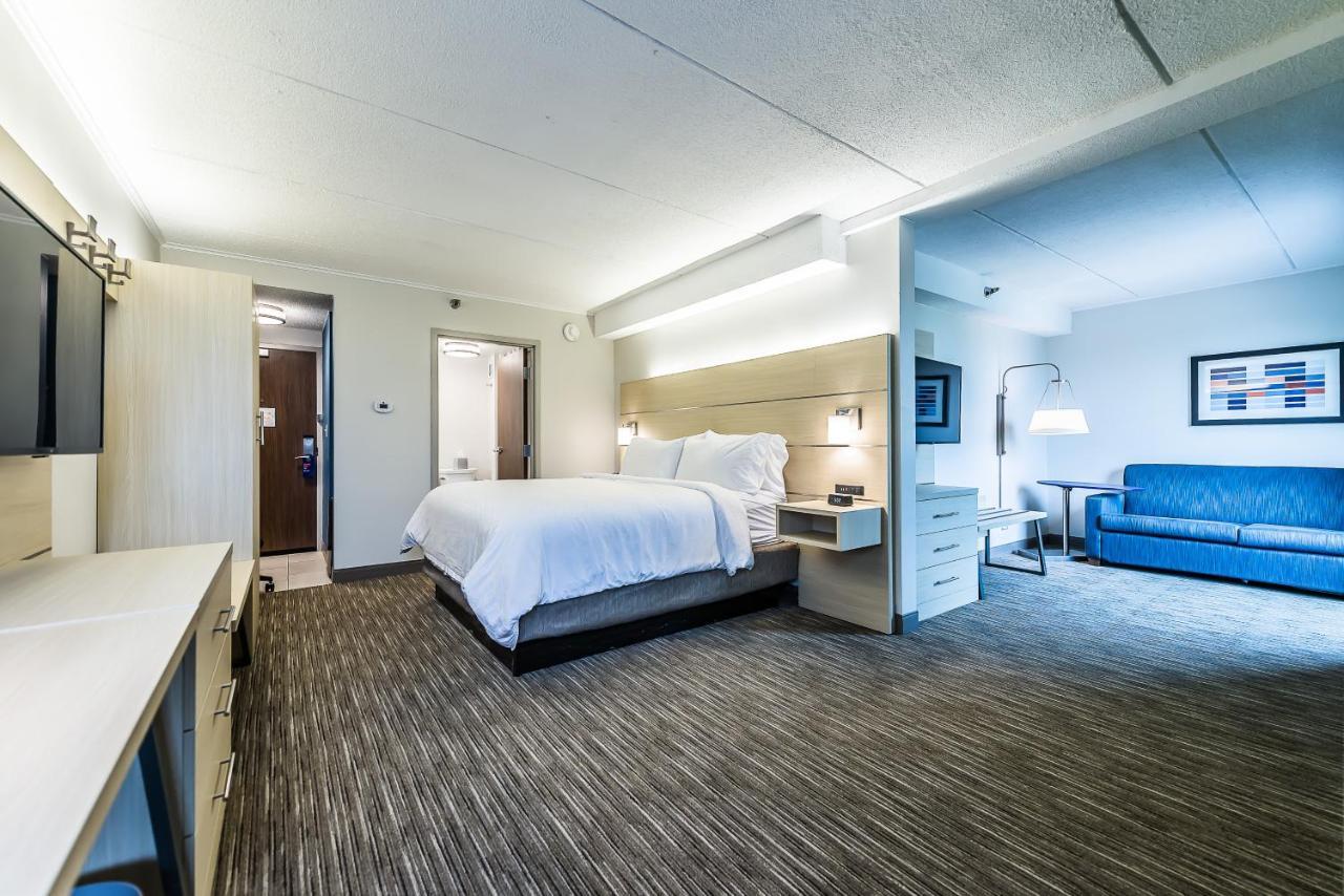Holiday Inn Express Flint-Campus Area By Ihg Kültér fotó
