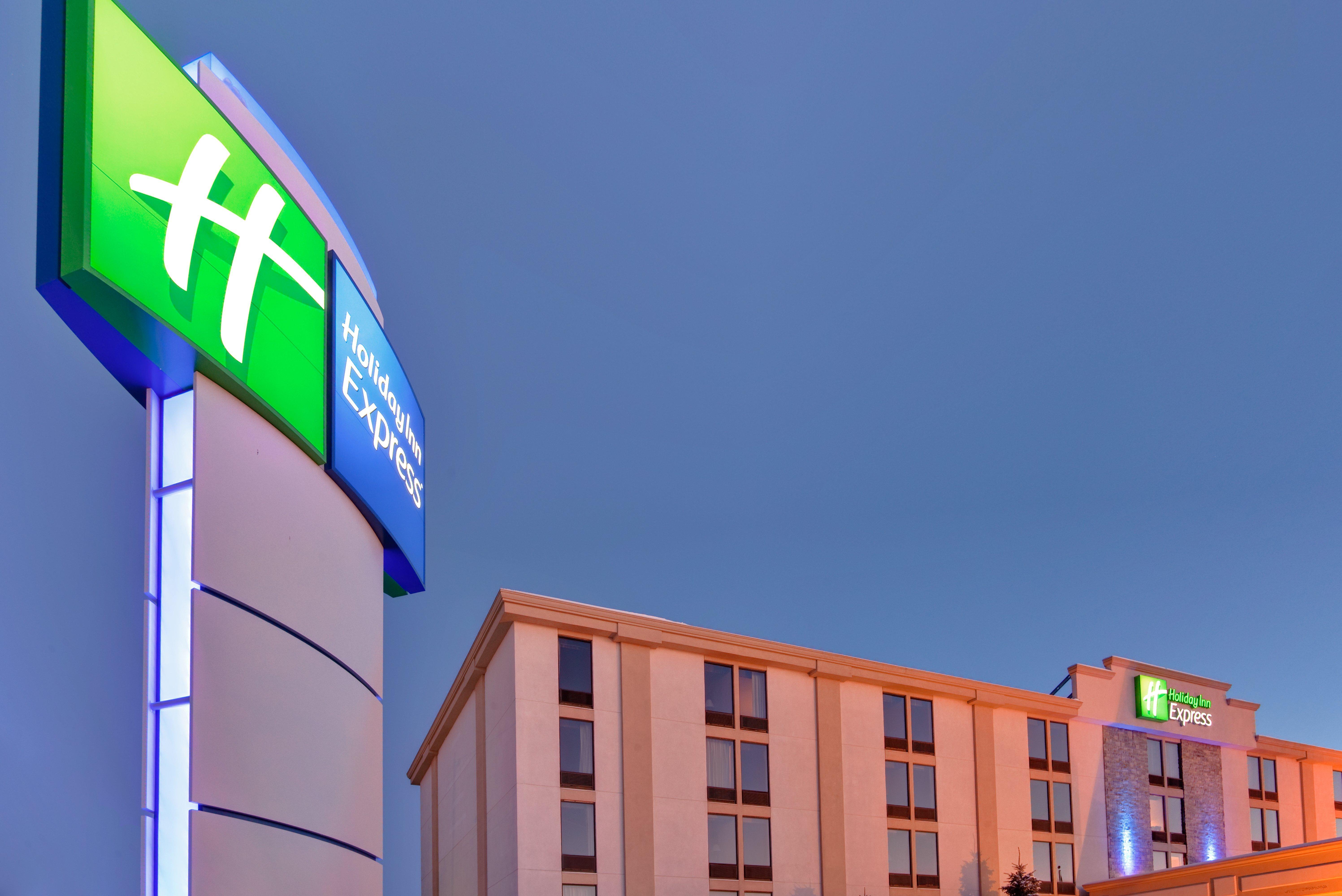 Holiday Inn Express Flint-Campus Area By Ihg Kültér fotó
