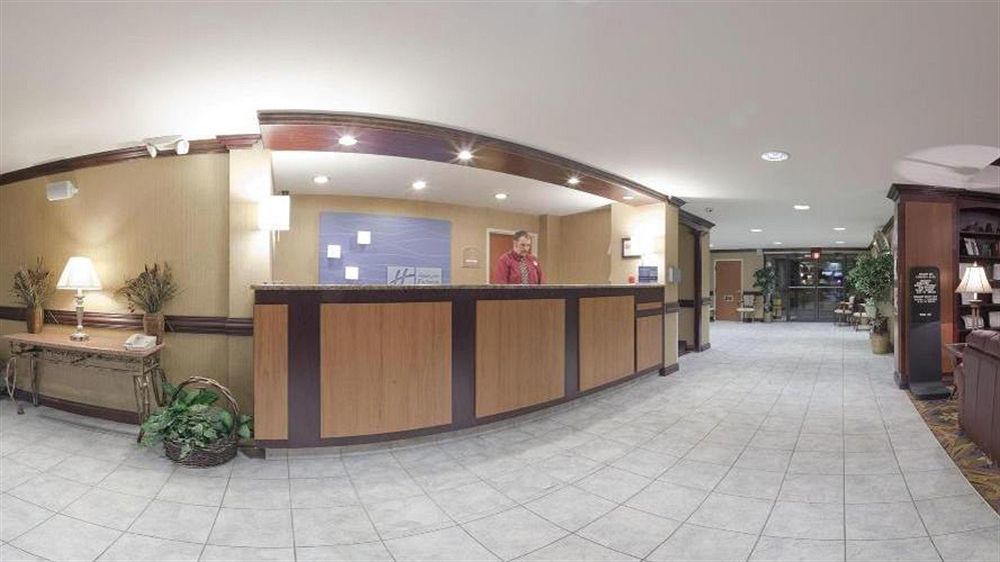 Holiday Inn Express Flint-Campus Area By Ihg Kültér fotó